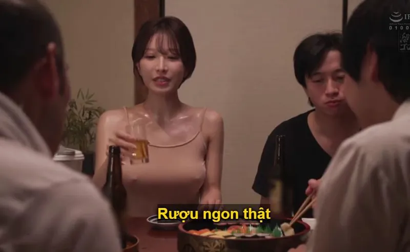 Vợ yêu gạ chịch cả gia đình ông chồng vì ông xã dẫn về quê rồi bỏ bê nứng lồn sml
